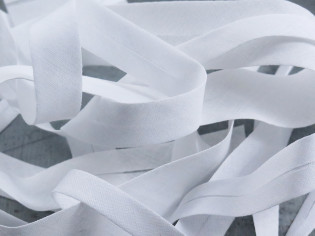 Baumwoll-Schrägband 30mm "weiss" Baumwoll-Schrägband 30mm "weiss"