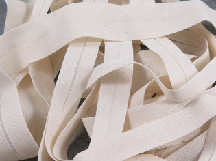 Baumwoll-Schrägband 20mm "ecrü" Baumwoll-Schrägband 20mm "ecrü"