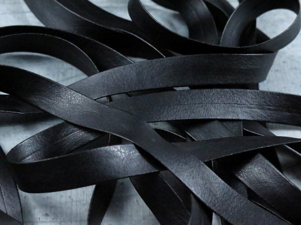 Schrägband Kunstleder 12mm "schwarz"